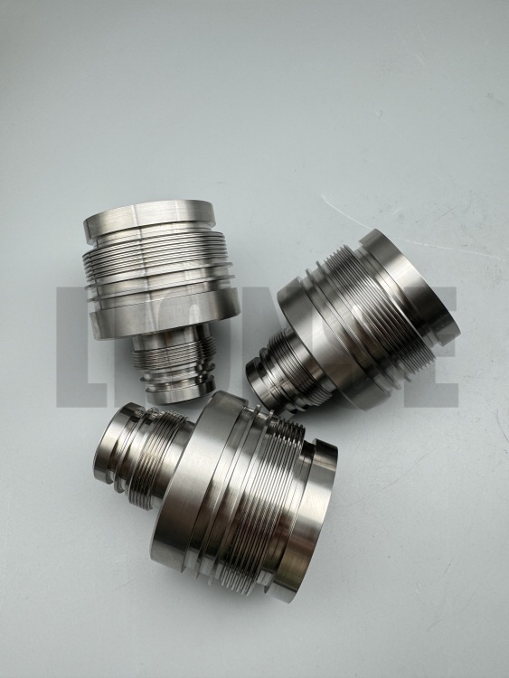 Derin deniz ekipmanları için neden 5. Sınıf titanyum alaşımı seçiliyor?